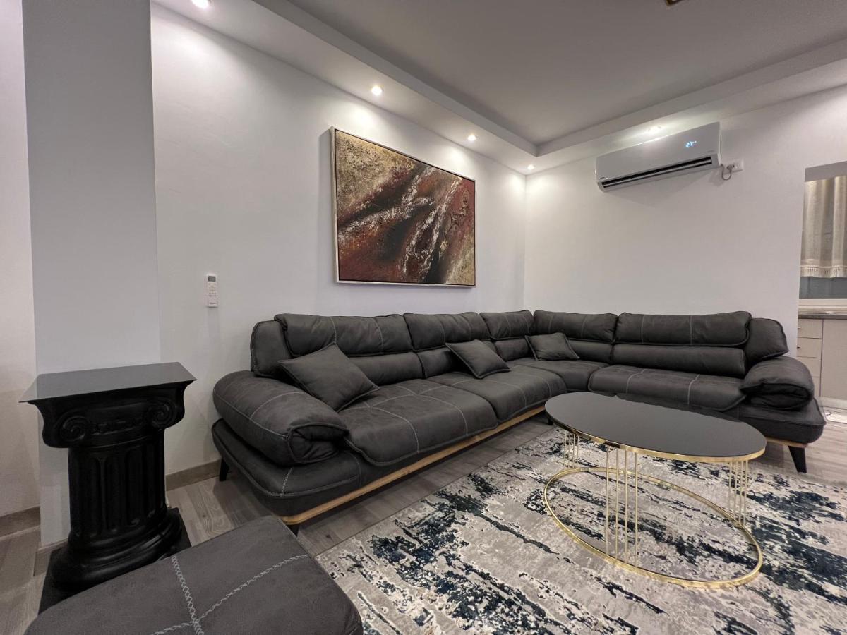 Apartment Tirana On Myslym Shyri Exterior photo